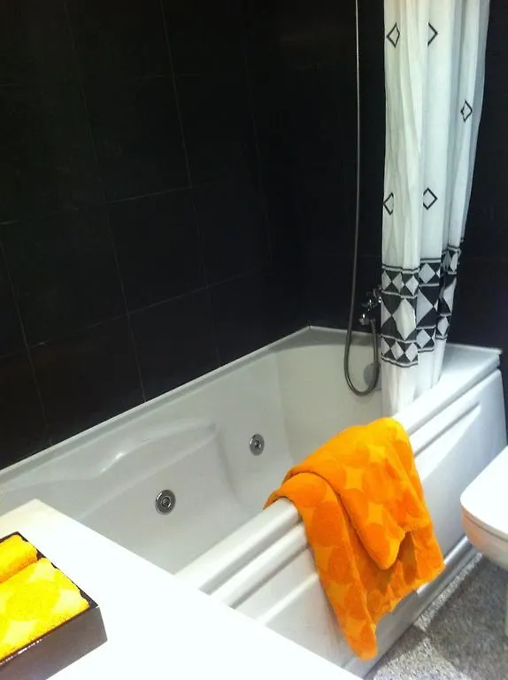 Apartamento Pakisa Hotell Funchal  Lägenhet